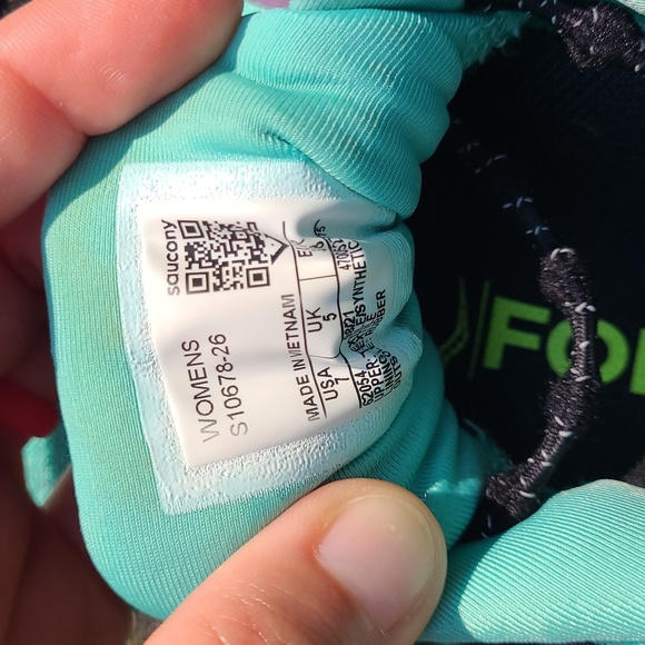 Saucony Triumph 19 W size 7 - Picture 7 of 14